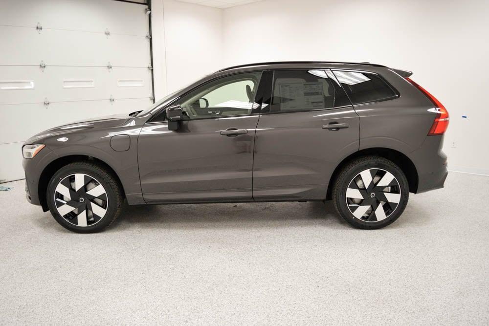 new 2025 Volvo XC60 Plug-In Hybrid car, priced at $67,055