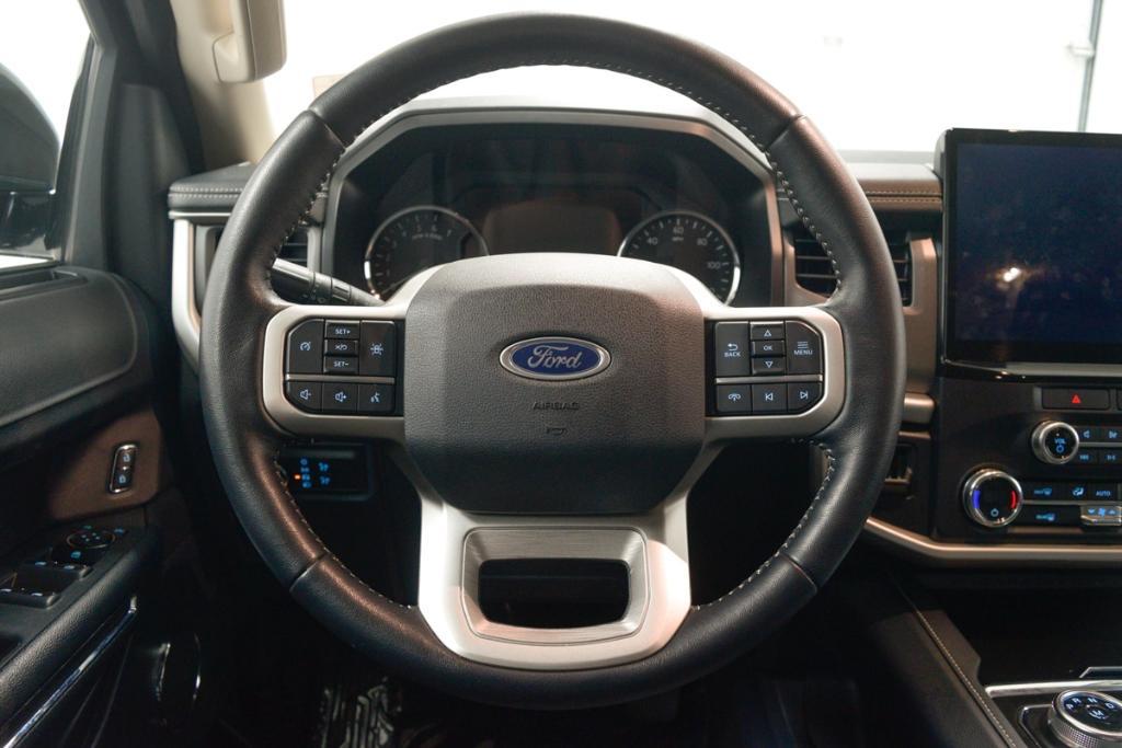 used 2022 Ford Expedition car, priced at $48,717