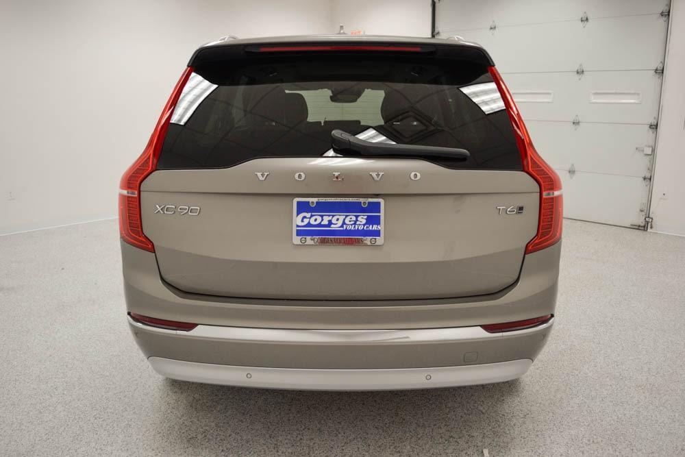 used 2022 Volvo XC90 car, priced at $45,105