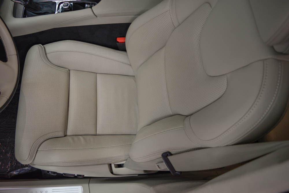 used 2022 Volvo XC90 car, priced at $44,777