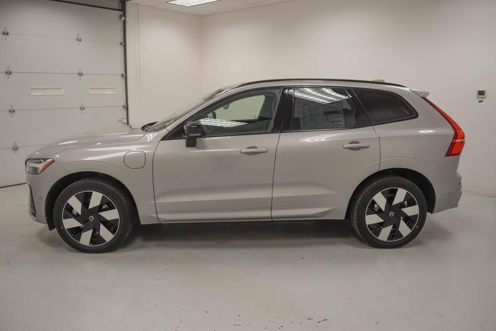 new 2025 Volvo XC60 Plug-In Hybrid car, priced at $67,390