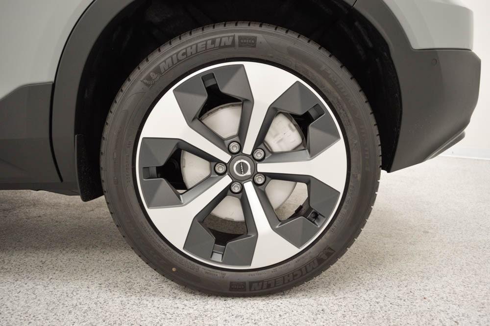 new 2026 Volvo XC40 car, priced at $51,370