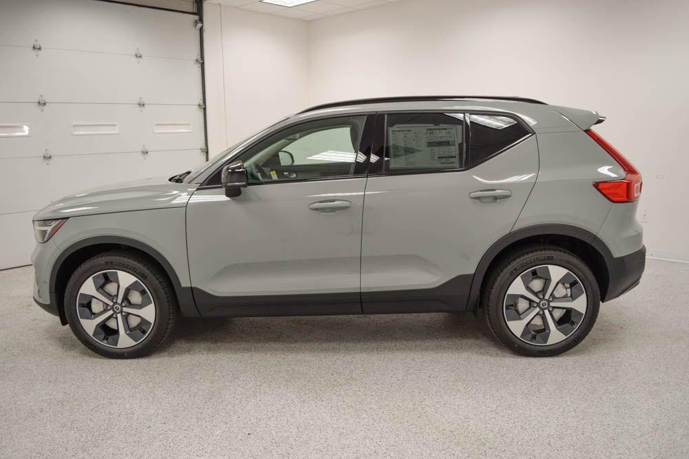 new 2026 Volvo XC40 car, priced at $51,370