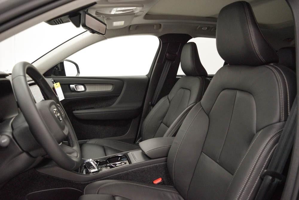 new 2026 Volvo XC40 car, priced at $51,370
