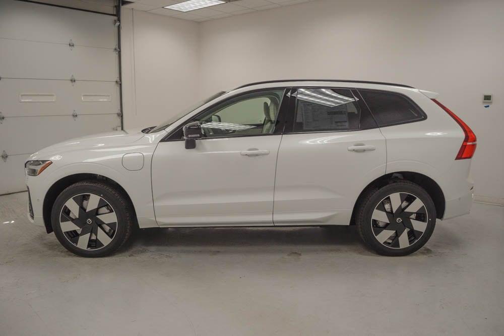 new 2025 Volvo XC60 Plug-In Hybrid car, priced at $65,850