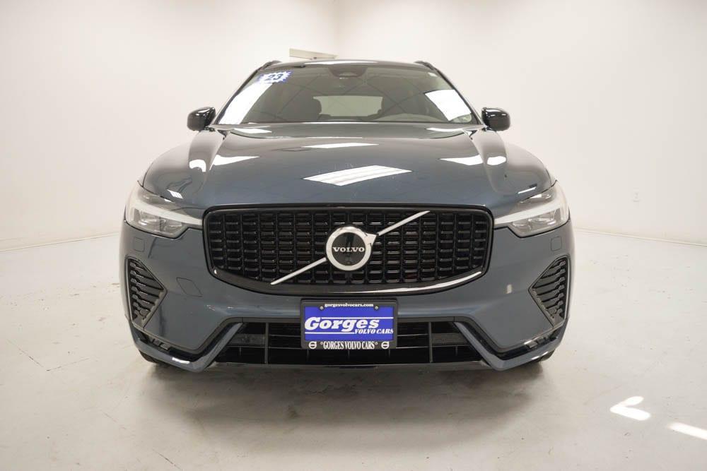 used 2023 Volvo XC60 car, priced at $36,321