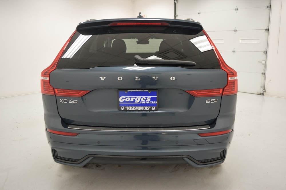 used 2023 Volvo XC60 car, priced at $36,321