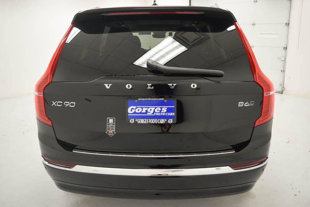 new 2025 Volvo XC90 car, priced at $73,155