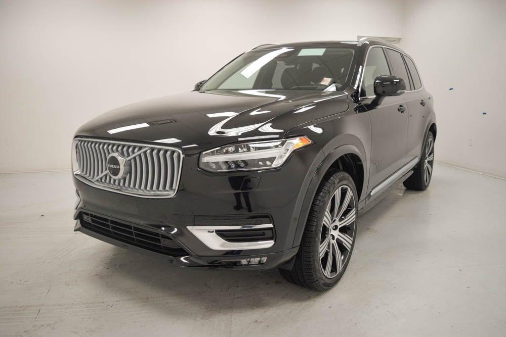 new 2025 Volvo XC90 car, priced at $73,155