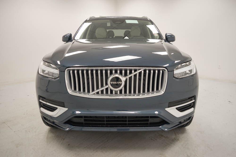 new 2025 Volvo XC90 car, priced at $66,875