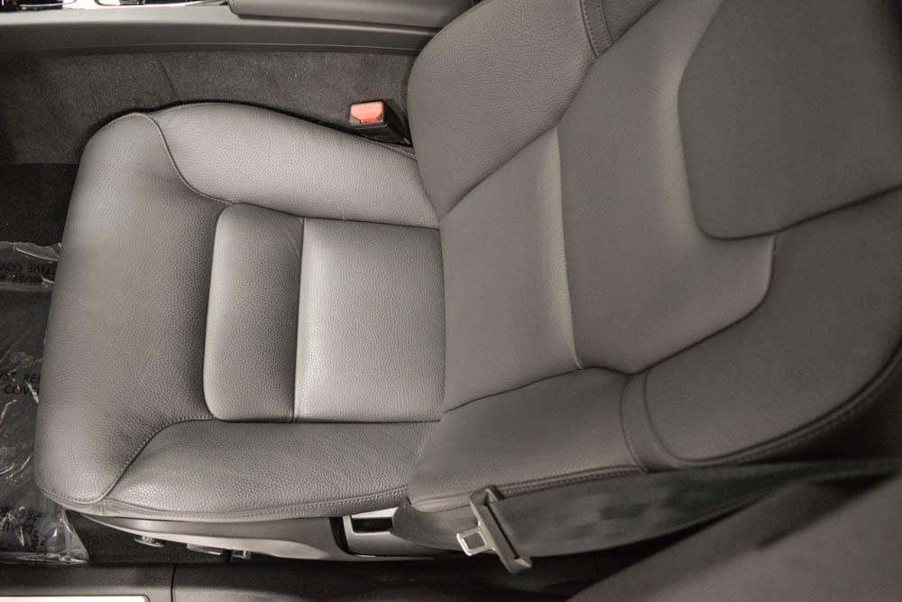 used 2025 Volvo XC60 car, priced at $38,997