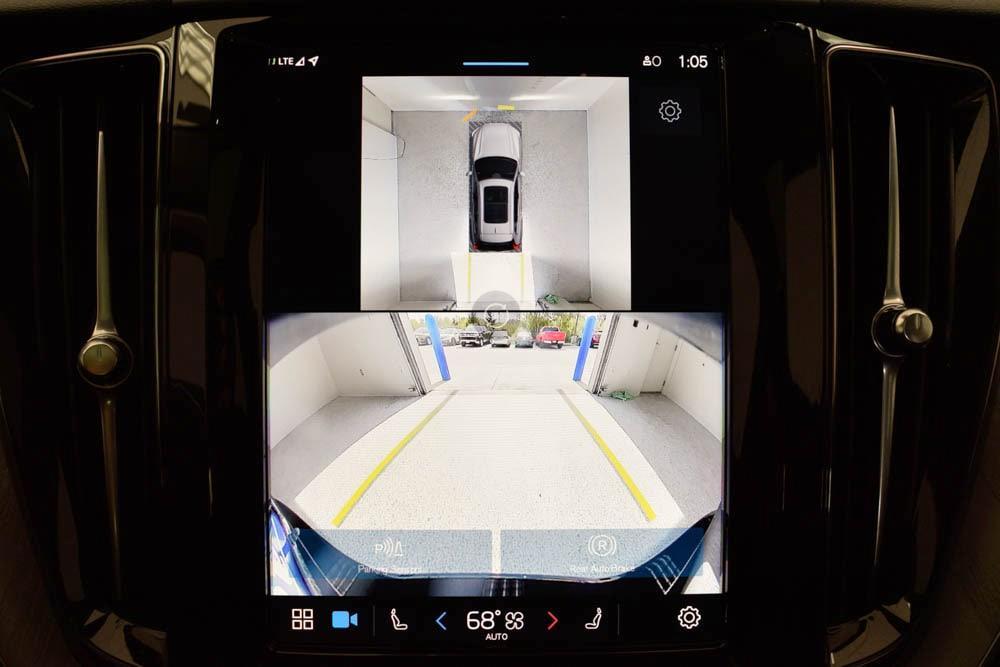 used 2025 Volvo XC60 car, priced at $38,997