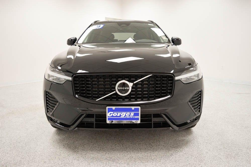 used 2025 Volvo XC60 car, priced at $38,997