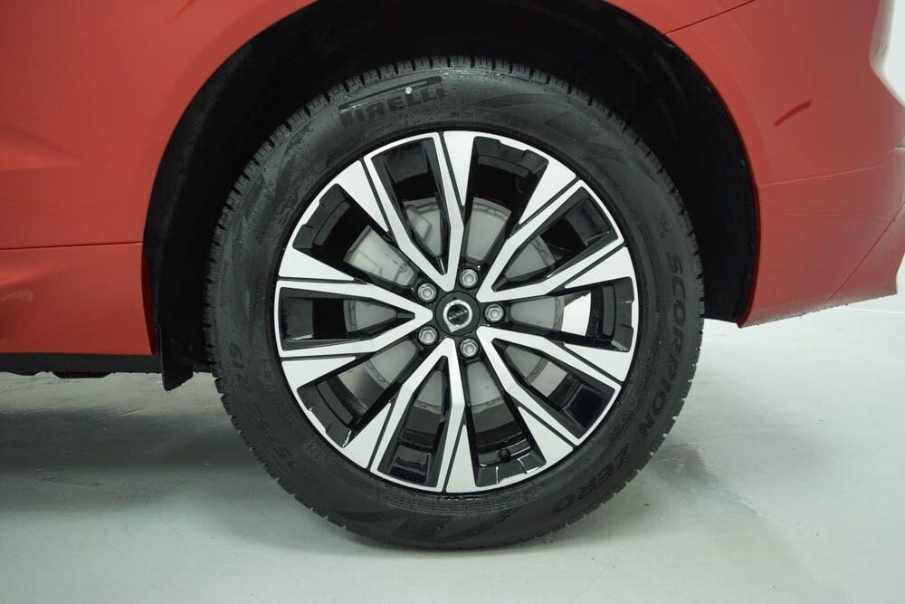 new 2025 Volvo XC60 car, priced at $50,665
