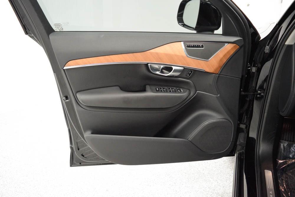 used 2022 Volvo XC90 car, priced at $42,744