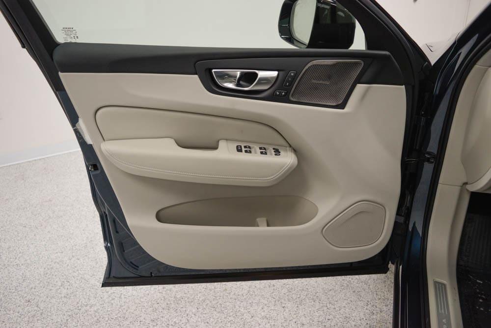 new 2026 Volvo XC60 Plug-In Hybrid car, priced at $74,825