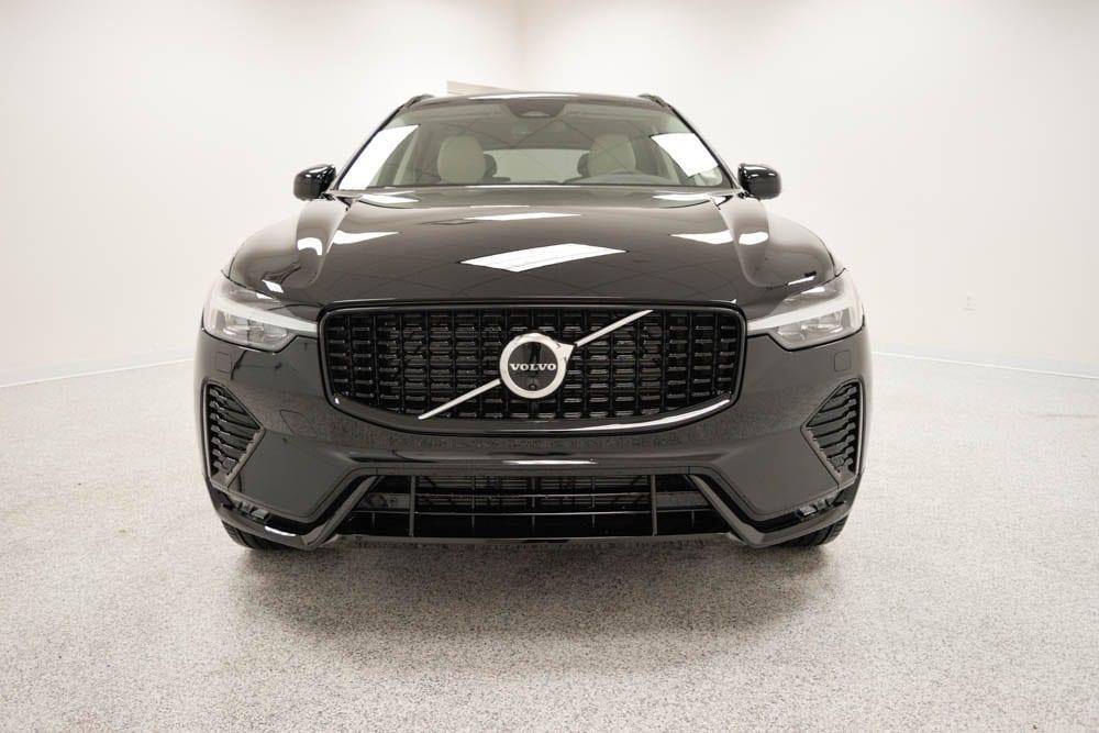 new 2025 Volvo XC60 car, priced at $54,965