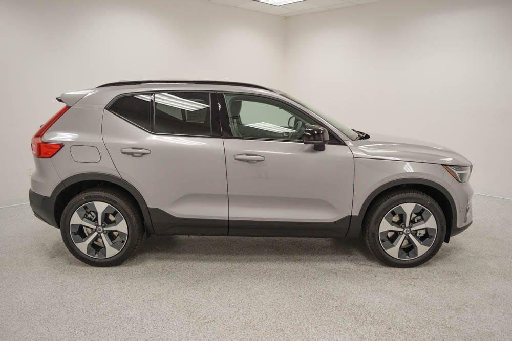 new 2026 Volvo XC40 car, priced at $51,370