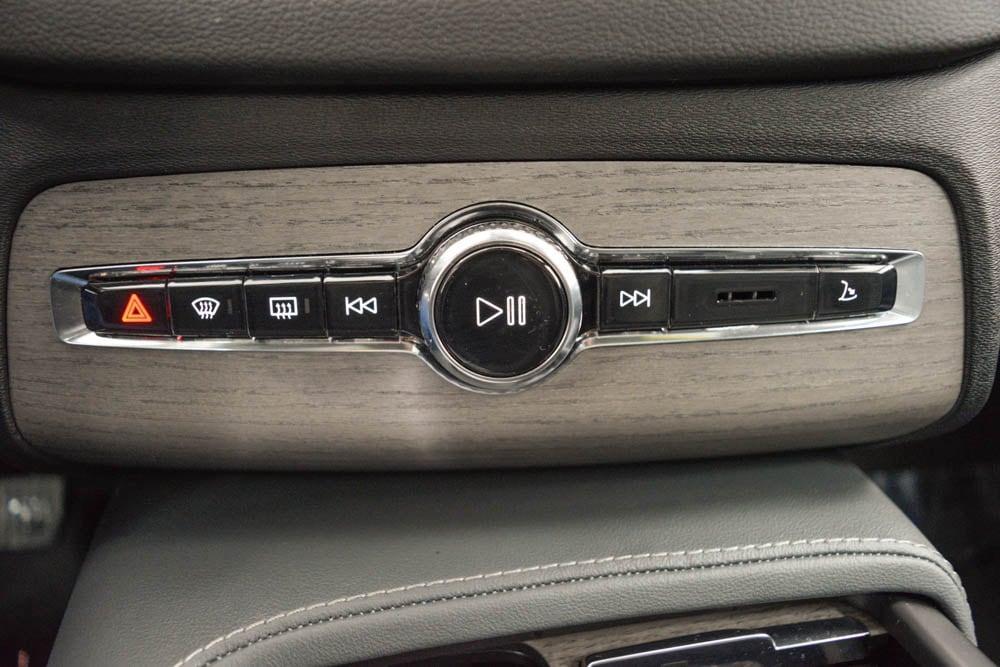 used 2022 Volvo XC90 Recharge Plug-In Hybrid car, priced at $43,997