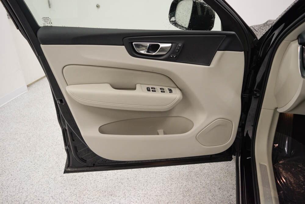 new 2025 Volvo XC60 Plug-In Hybrid car, priced at $65,865