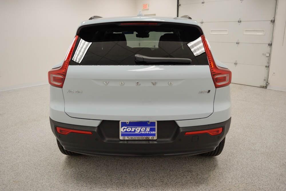 new 2026 Volvo XC40 car, priced at $51,145