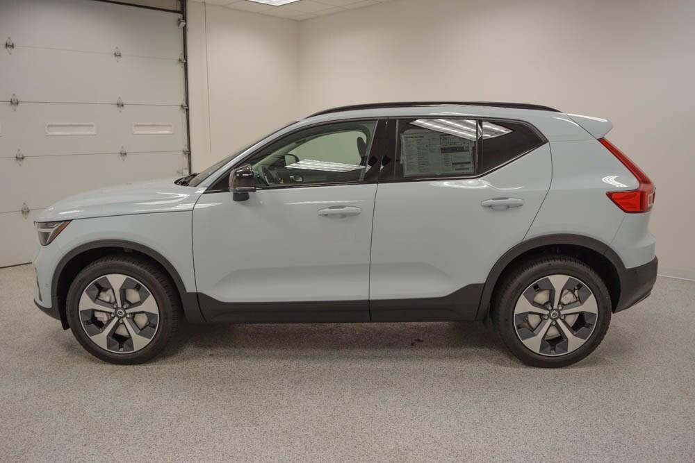 new 2026 Volvo XC40 car, priced at $51,145