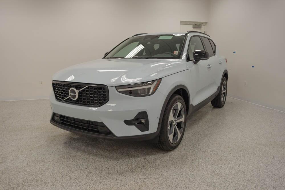new 2026 Volvo XC40 car, priced at $51,145