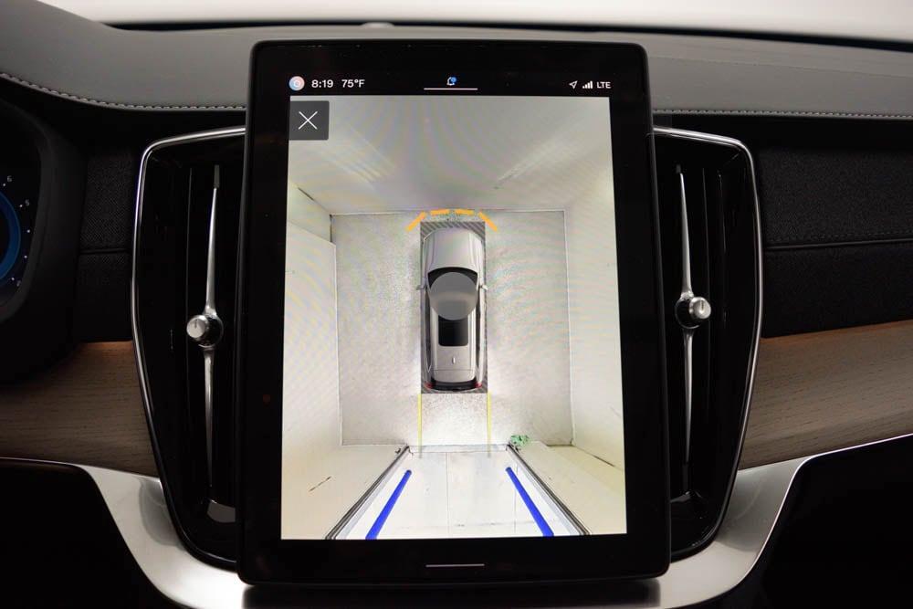 new 2025 Volvo XC90 car, priced at $69,575