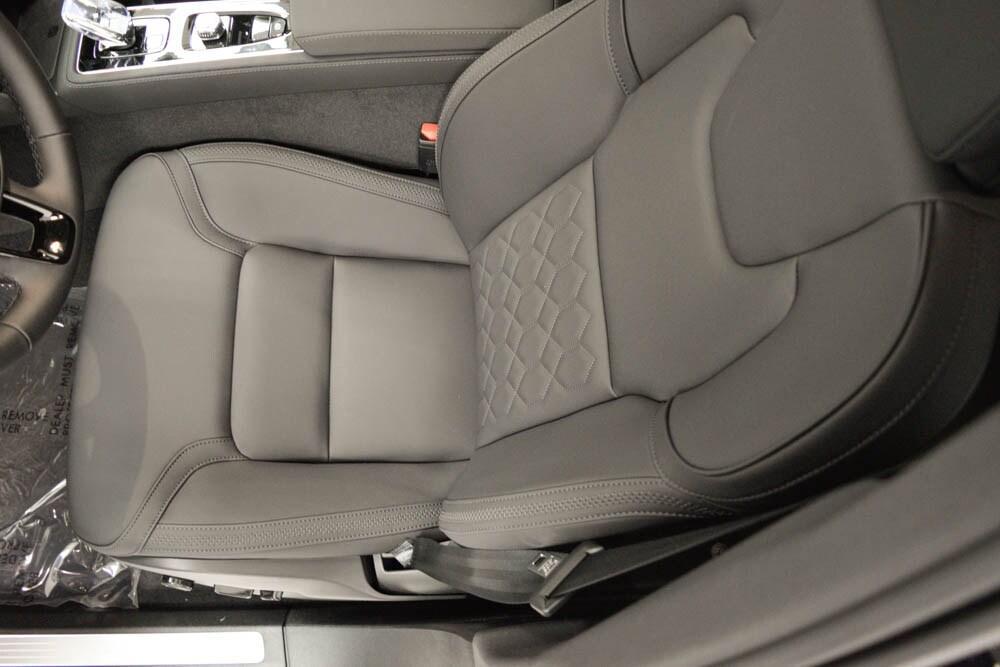 new 2025 Volvo XC90 car, priced at $69,575