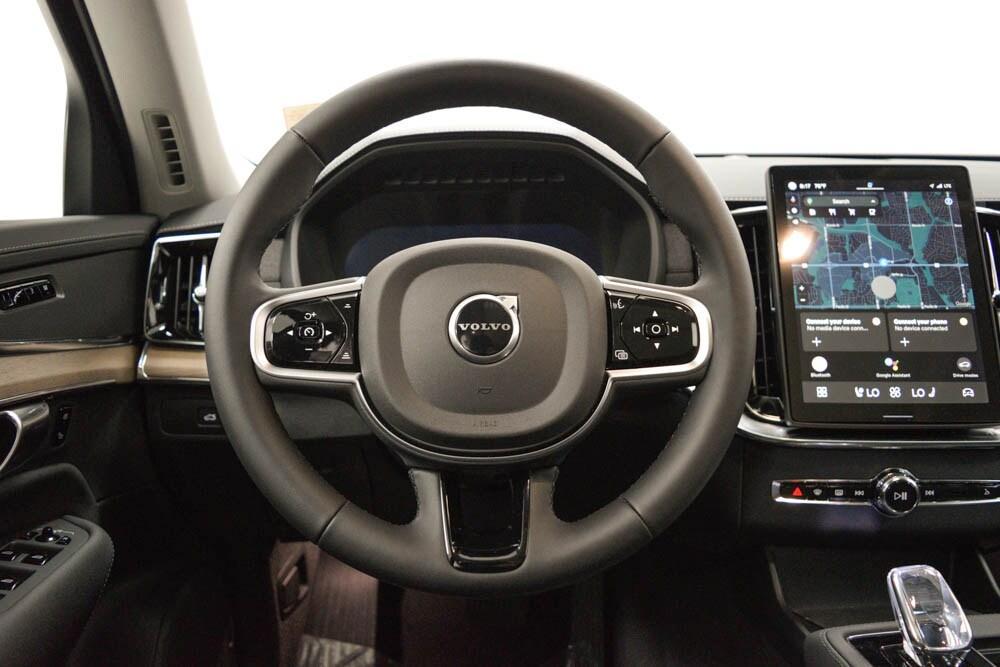 new 2025 Volvo XC90 car, priced at $69,575