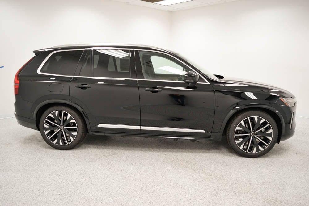 new 2025 Volvo XC90 car, priced at $69,575