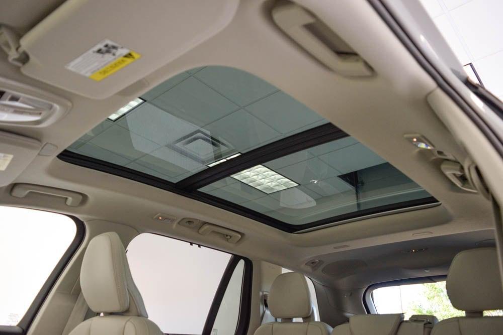 new 2026 Volvo XC90 car, priced at $85,625