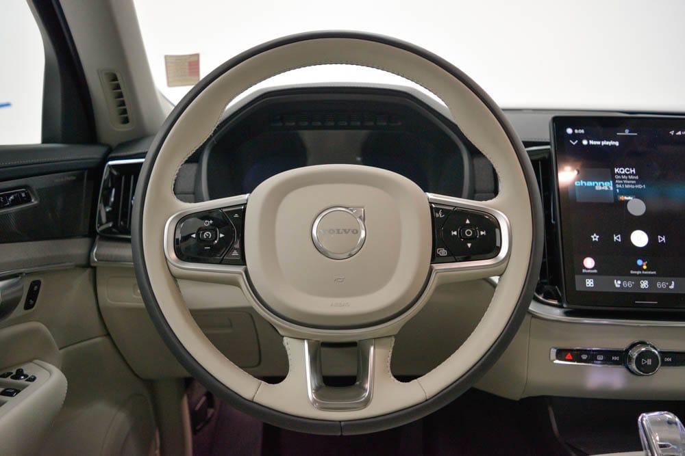 new 2026 Volvo XC90 car, priced at $85,625