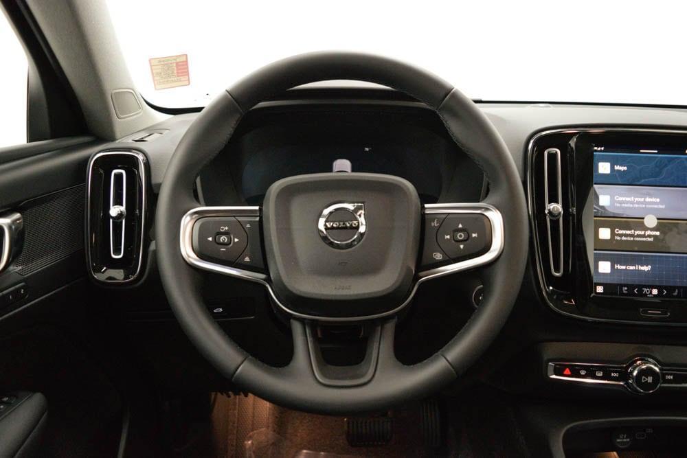 new 2025 Volvo XC40 car, priced at $49,590