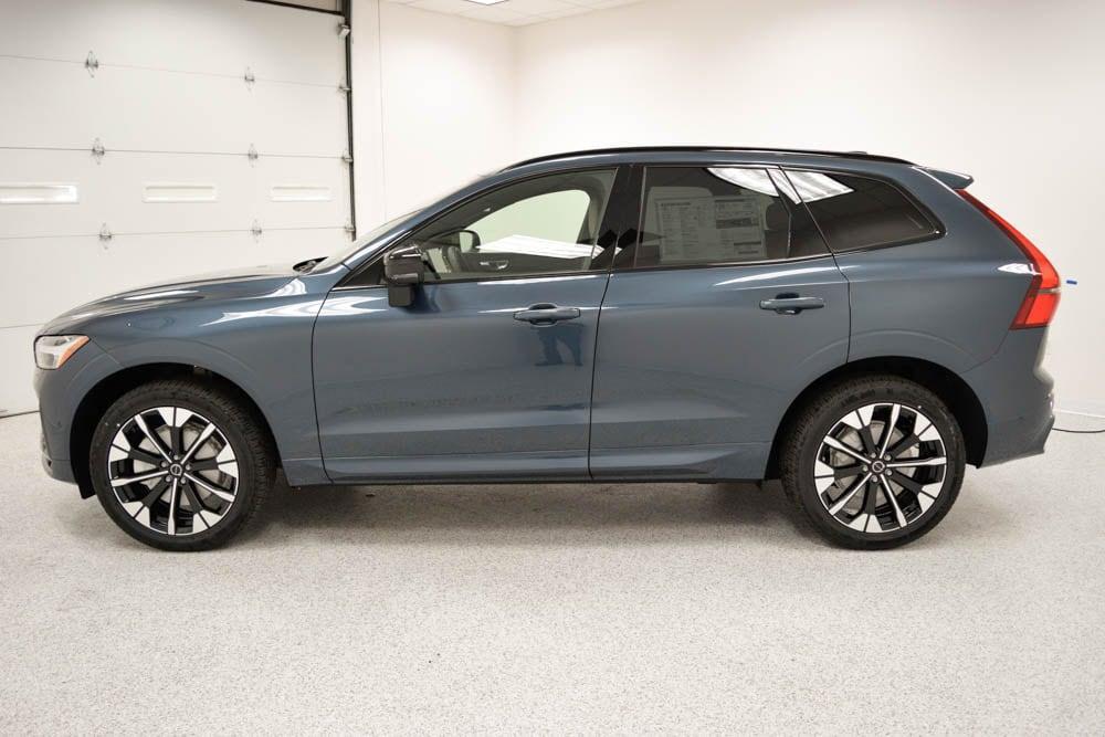new 2026 Volvo XC60 car, priced at $58,945