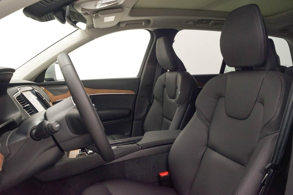 new 2025 Volvo XC90 Plug-In Hybrid car, priced at $76,375