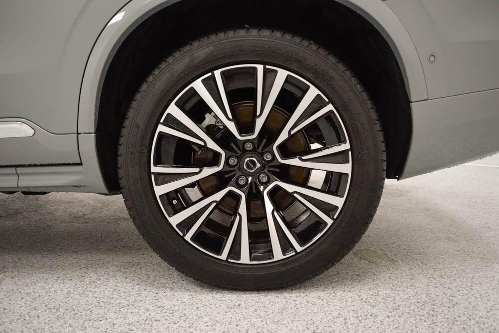 new 2025 Volvo XC90 Plug-In Hybrid car, priced at $74,375