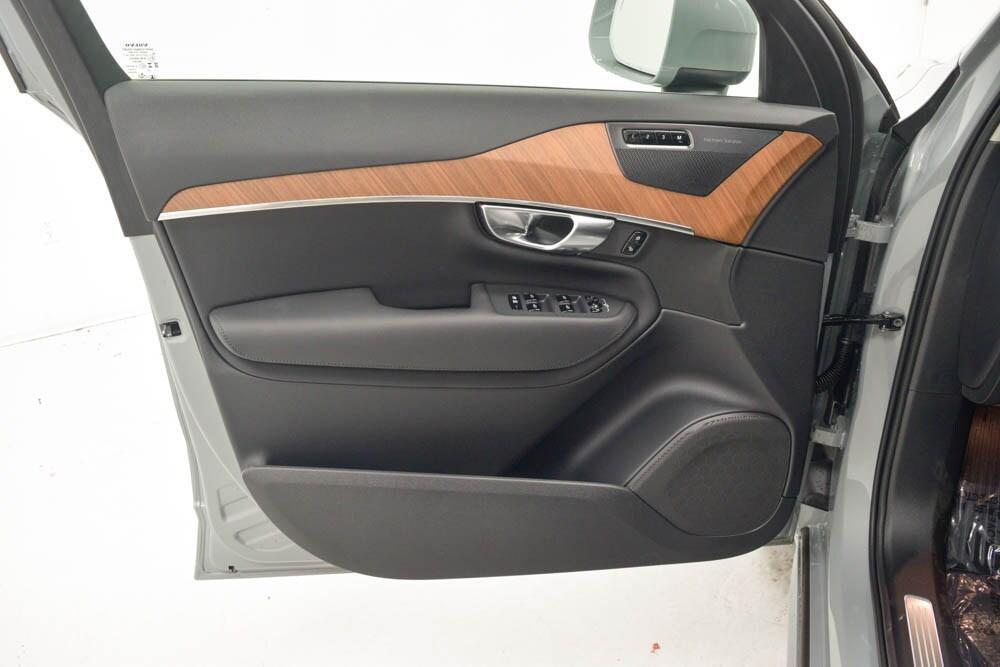 new 2025 Volvo XC90 Plug-In Hybrid car, priced at $76,375