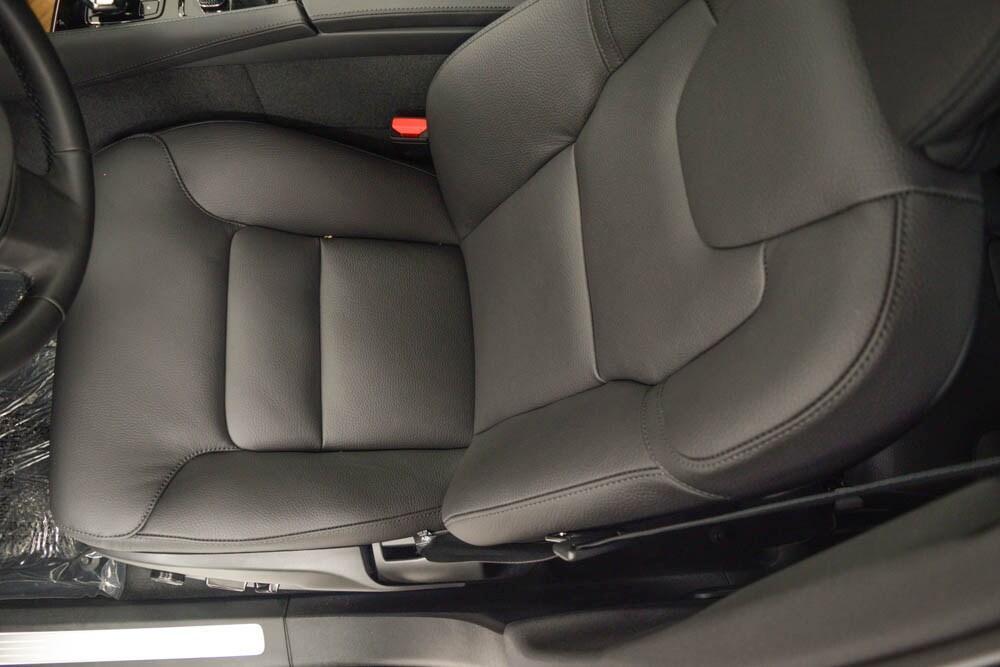 new 2025 Volvo XC90 Plug-In Hybrid car, priced at $76,375