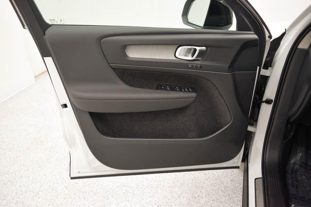 new 2026 Volvo XC40 car, priced at $51,145
