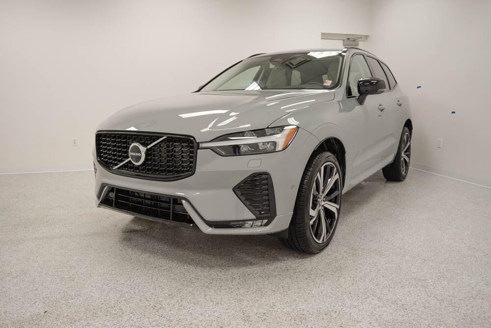 new 2025 Volvo XC60 car, priced at $60,660