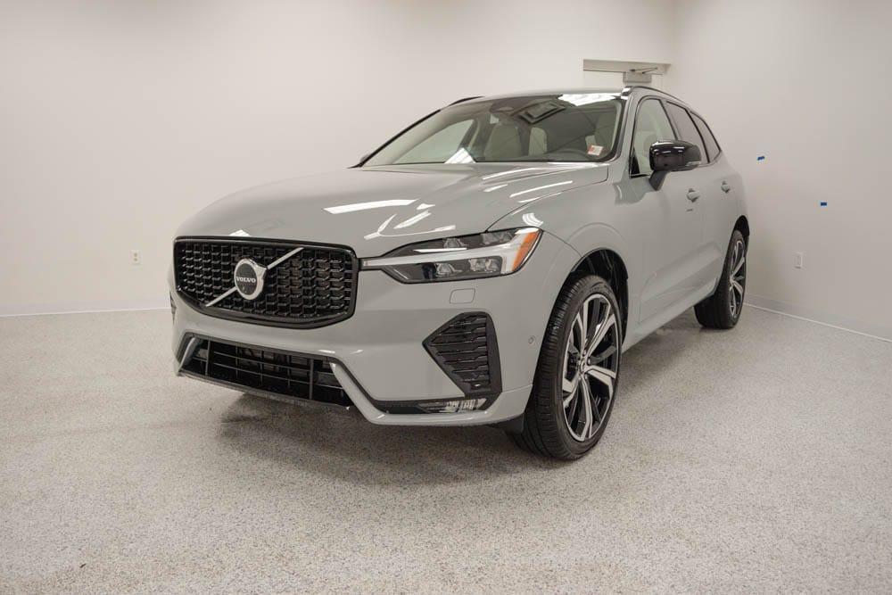 new 2025 Volvo XC60 car, priced at $60,660