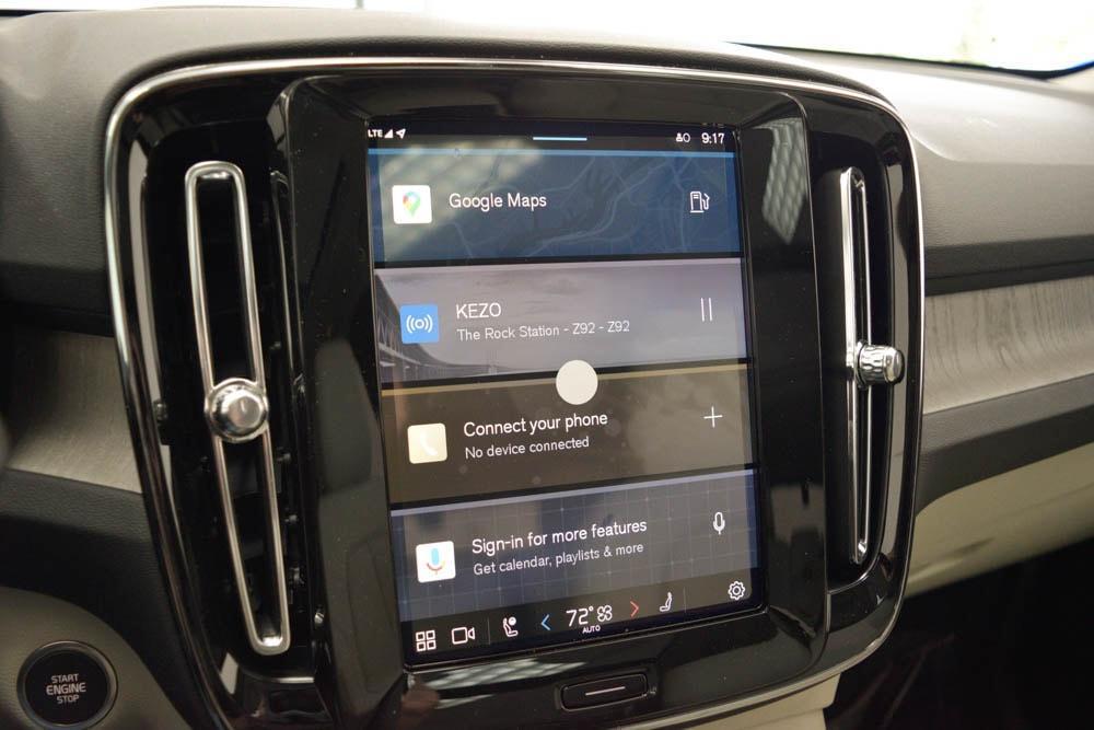 new 2025 Volvo XC40 car, priced at $52,560
