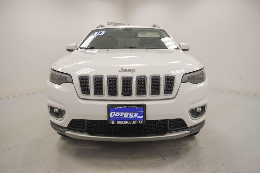 used 2019 Jeep Cherokee car, priced at $18,716