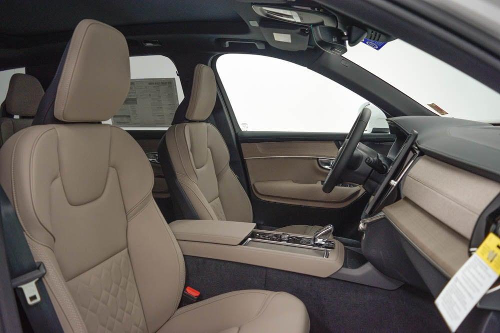 new 2026 Volvo XC90 car, priced at $81,875