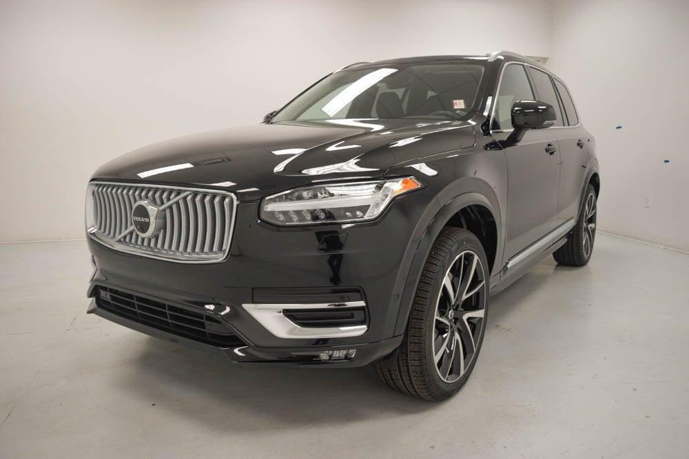 new 2025 Volvo XC90 car, priced at $68,955