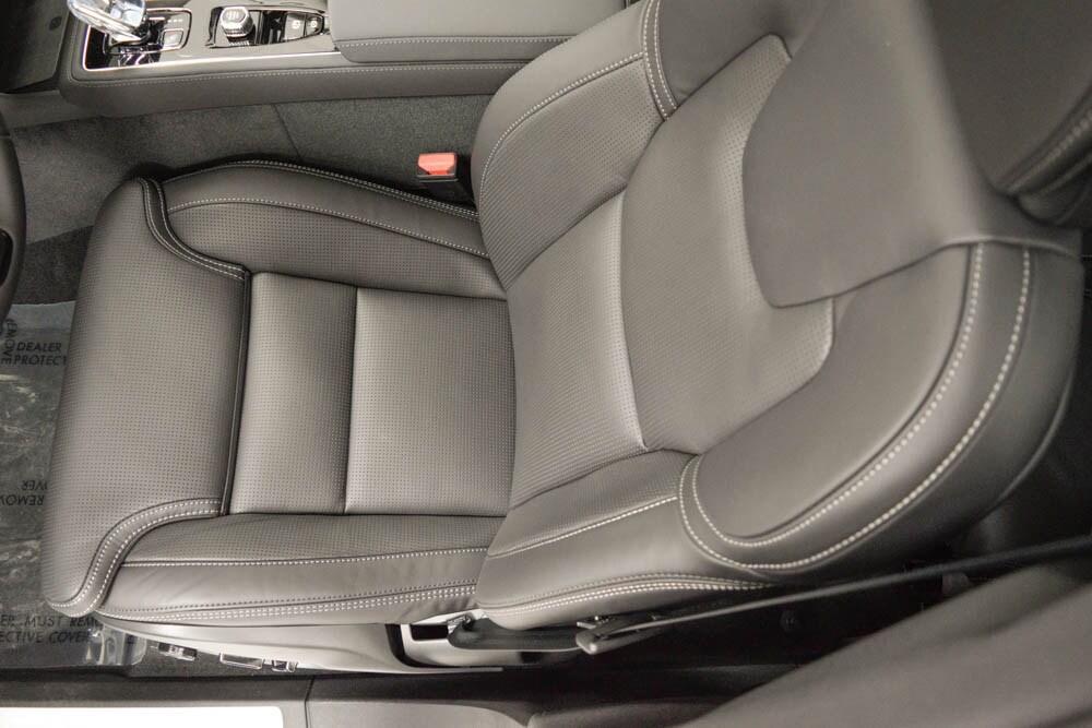new 2026 Volvo XC90 car, priced at $78,325