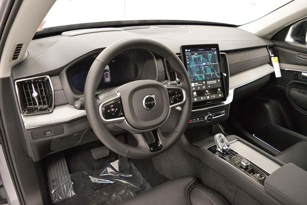 new 2026 Volvo XC90 car, priced at $78,325