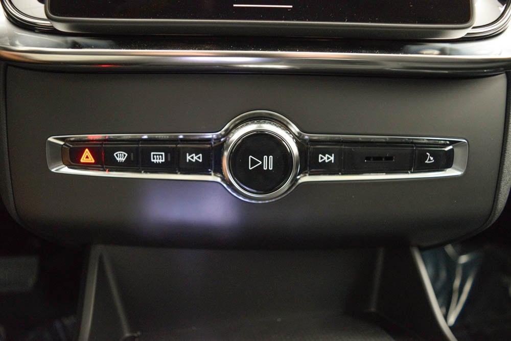 new 2026 Volvo XC90 car, priced at $78,325