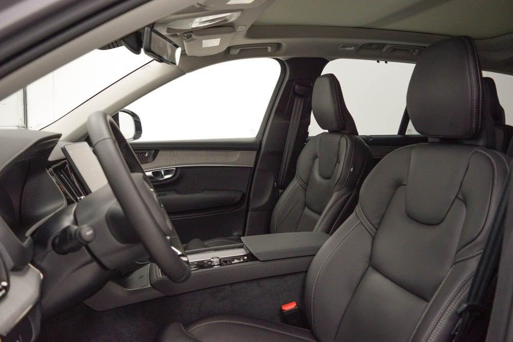 new 2026 Volvo XC90 car, priced at $78,325